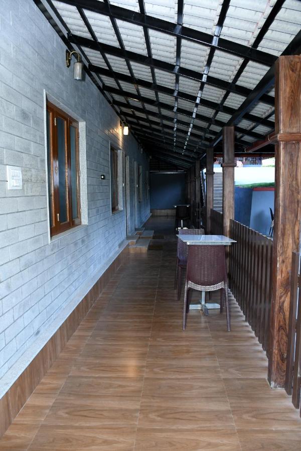 River View Guest House 마디케리 외부 사진